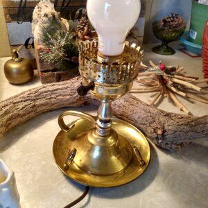 Vintage Electric Chamber Finger Boudior Table Desk Lamp